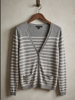 Banana Republic XS Striped Button-Front Knit Cardigan Parisian Coastal Grandma